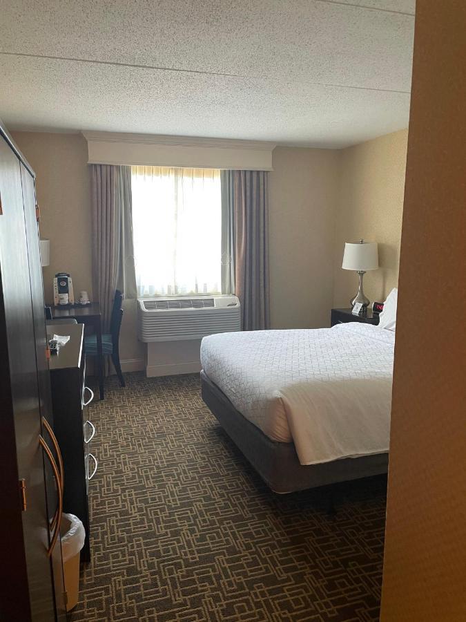 Holiday Inn Express Philadelphia Penn'S Landing, An Ihg Hotel Εξωτερικό φωτογραφία